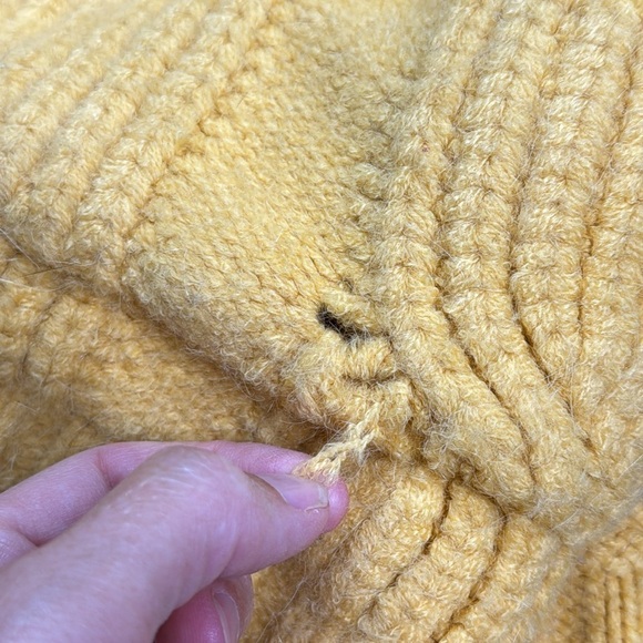 Sweet Genesis Yellow Chunky Cardigan Sweater Size S/M - Picture 9 of 9